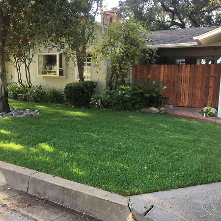 Oak Grove Ranch House Apartment Glendale Exterior photo